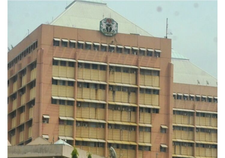 FG appoints 331 directors in federal civil service