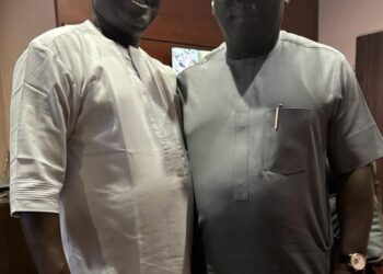 Nelson Adekunle Omoyoloye Felicitates High Chief Ajube on Gallery Security’s Anniversary